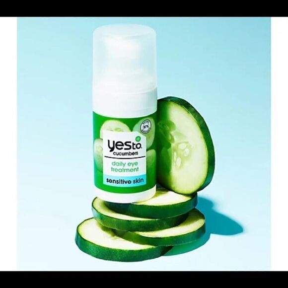 Yes To Cucumbers Daily Eye Treatment NEW in box - Picture 2 of 3